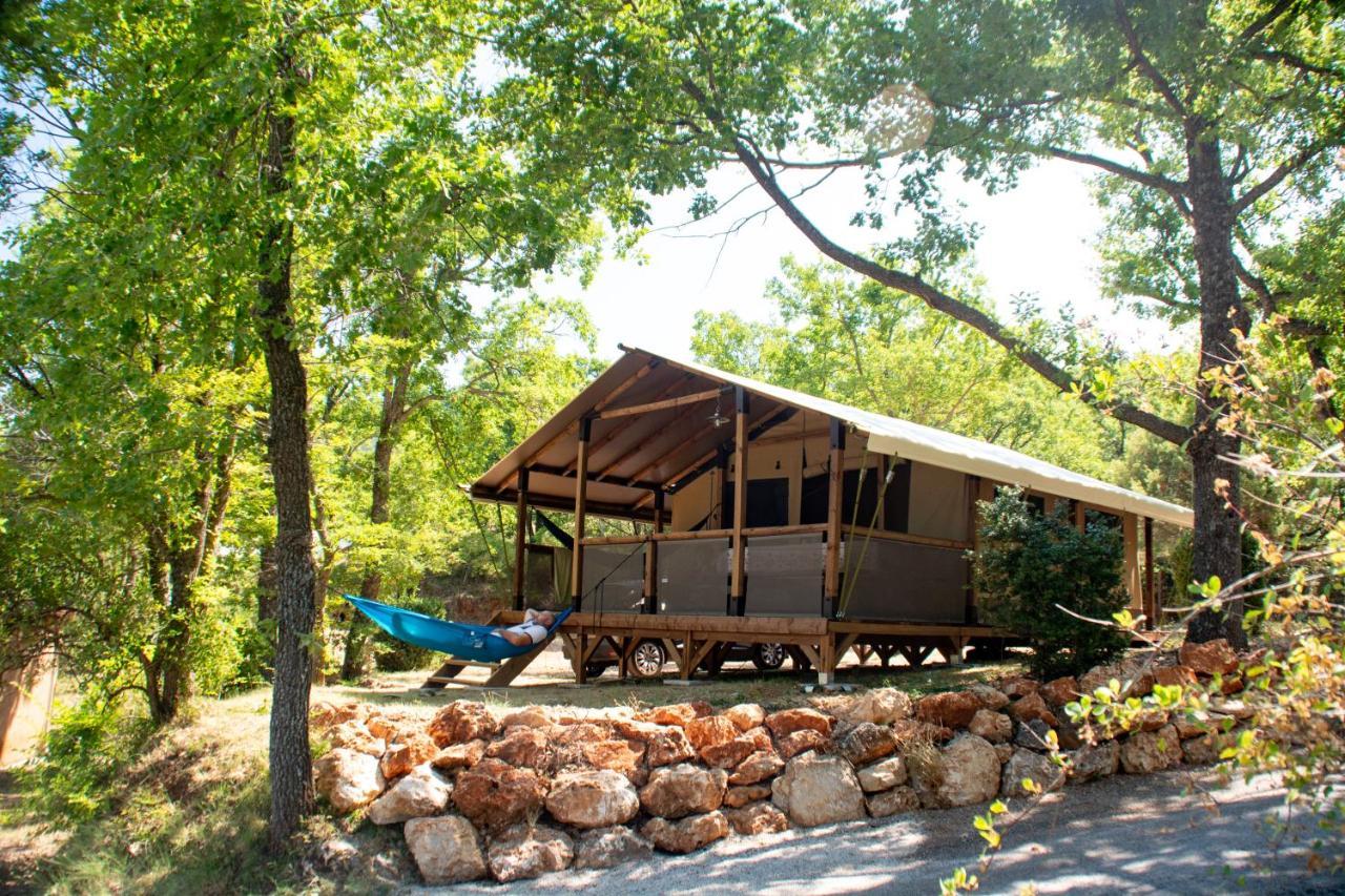 Campasun Camping De L'Aigle エギュイーヌ エクステリア 写真