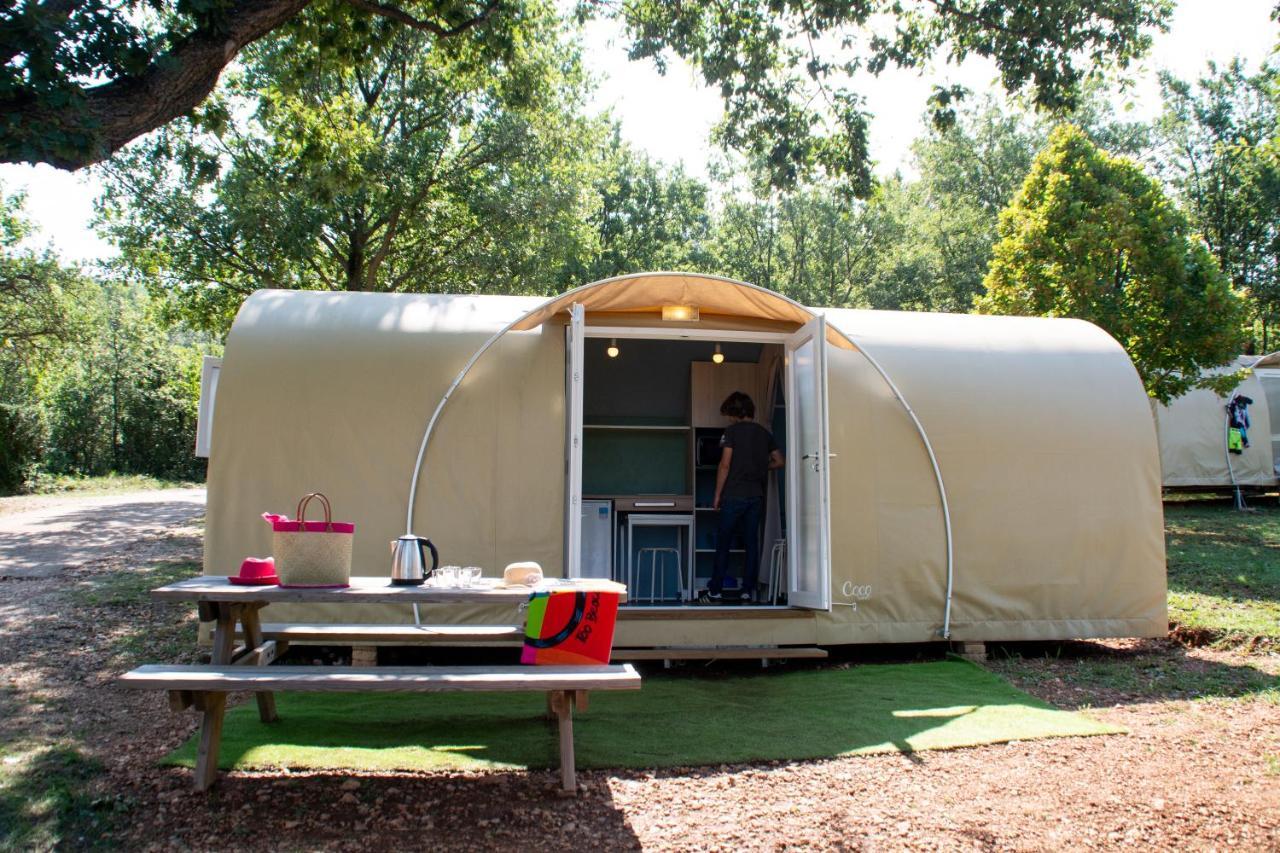 Campasun Camping De L'Aigle エギュイーヌ エクステリア 写真