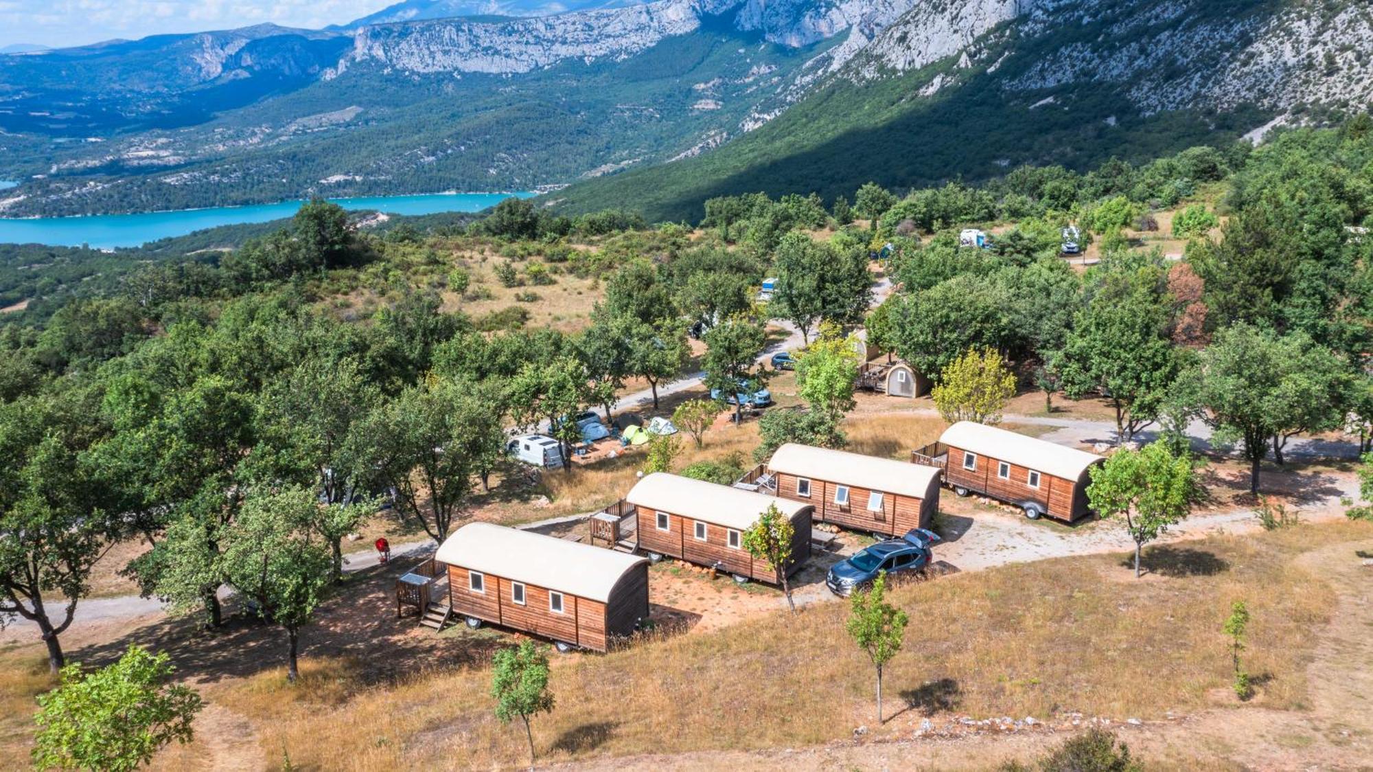 Campasun Camping De L'Aigle エギュイーヌ エクステリア 写真